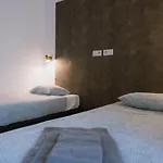 The Lx Hill Hostel *