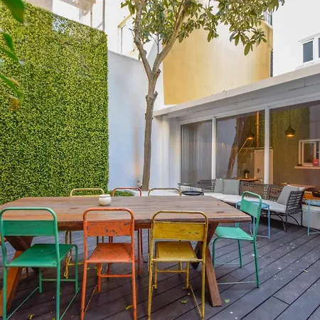 The Lx Hill Vandrarhem