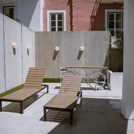 The Lx Hill Albergue *