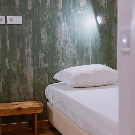 The Lx Hill Albergue *