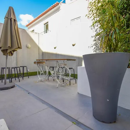 The Lx Hill Albergue